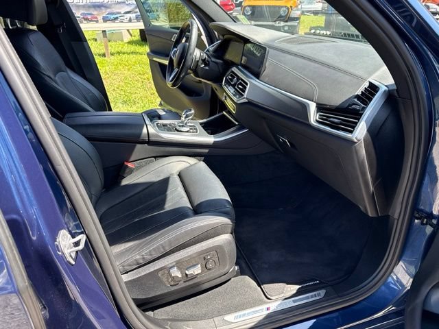 Used 2023 BMW X5 M50i w/ Executive Package AWD/4WD image 30