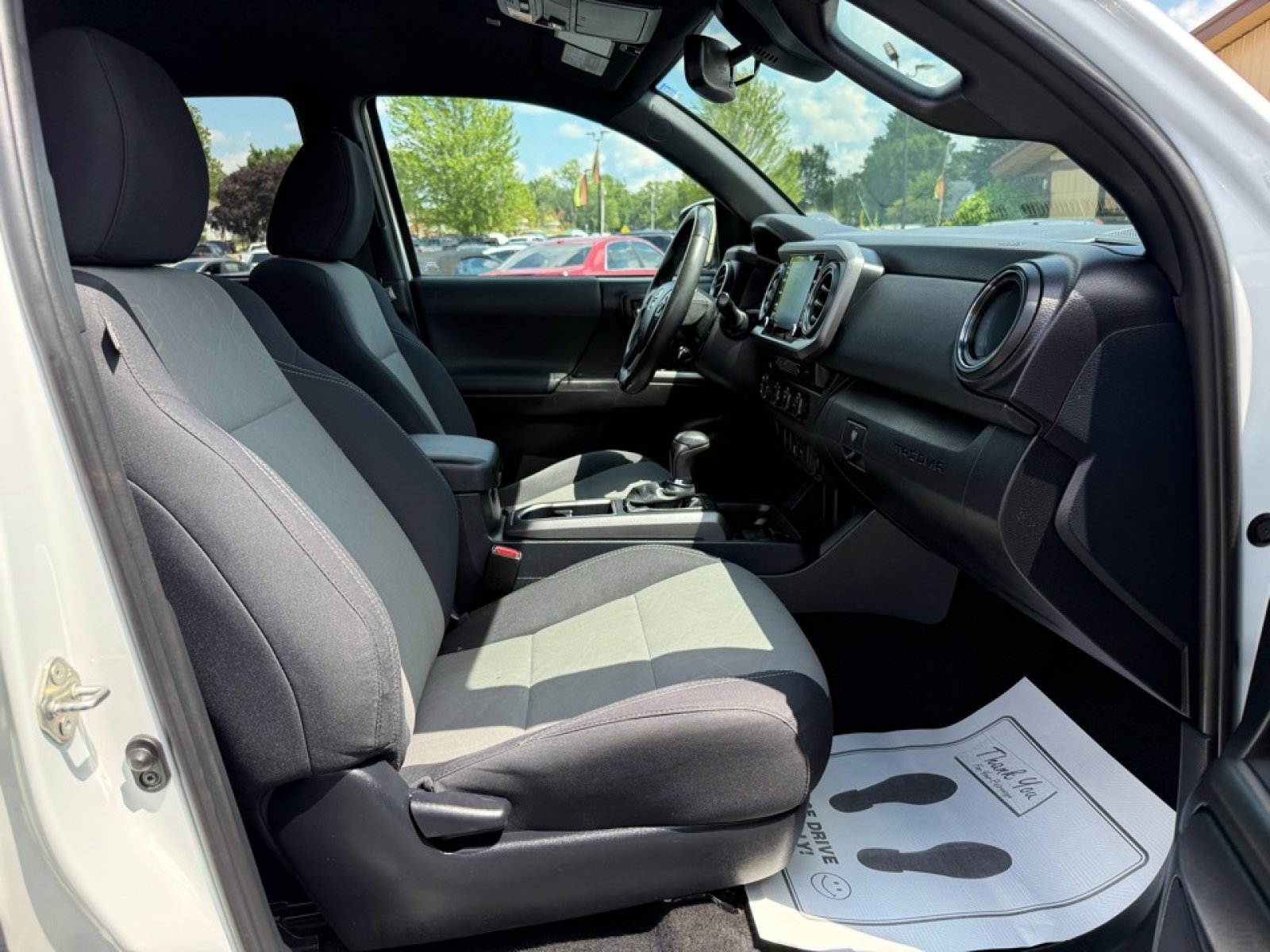 Used 2020 Toyota Tacoma 4x4 Double Cab image 11