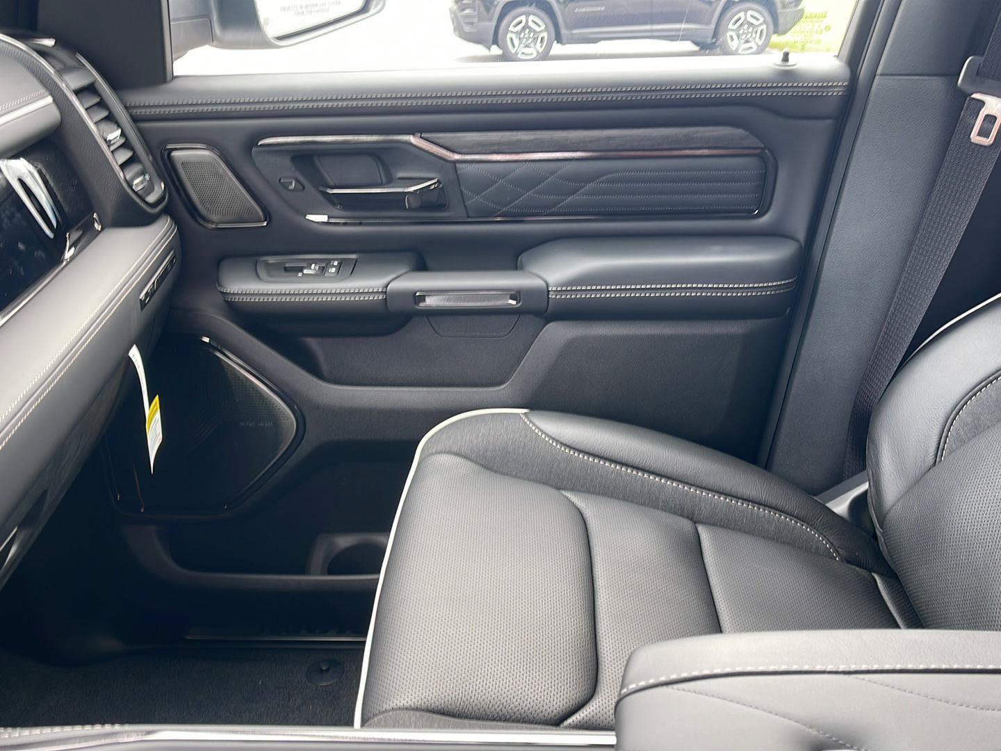 New 2027 RAM 1500 Limited AWD/4WD image 22