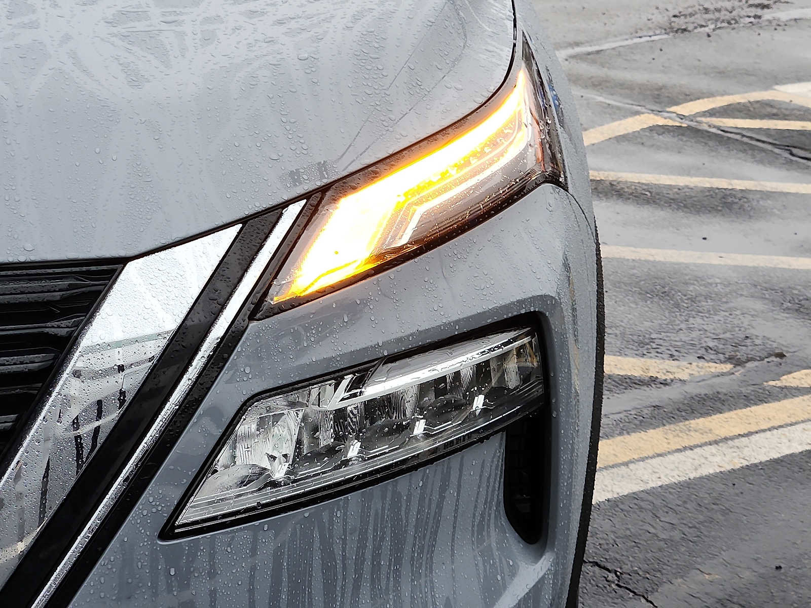 Used 2022 Nissan Rogue Platinum w/ Head-Up Display Package AWD/4WD image 9