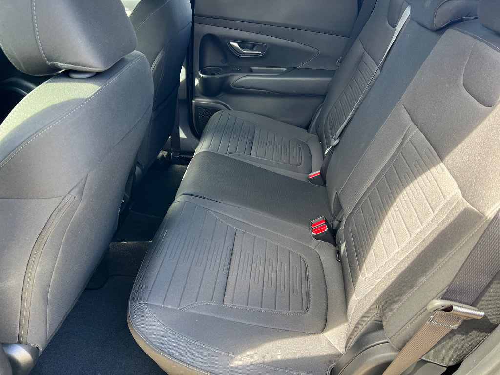 Used 2026 Hyundai Santa Cruz SE FWD image 15