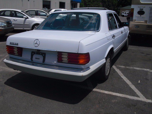 Used 1991 Mercedes-Benz 300 SE image 5