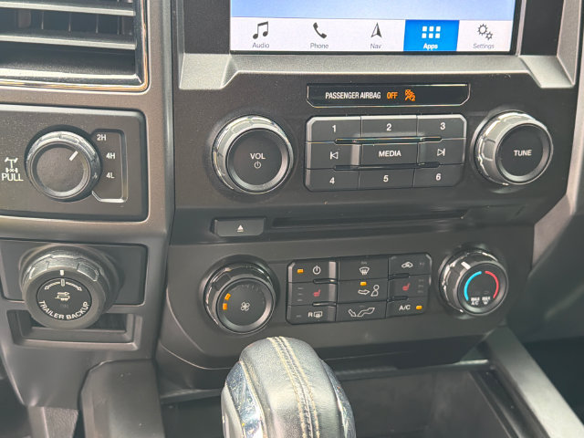 Used 2018 Ford F150 XLT w/ Equipment Group 302A Luxury AWD/4WD image 32