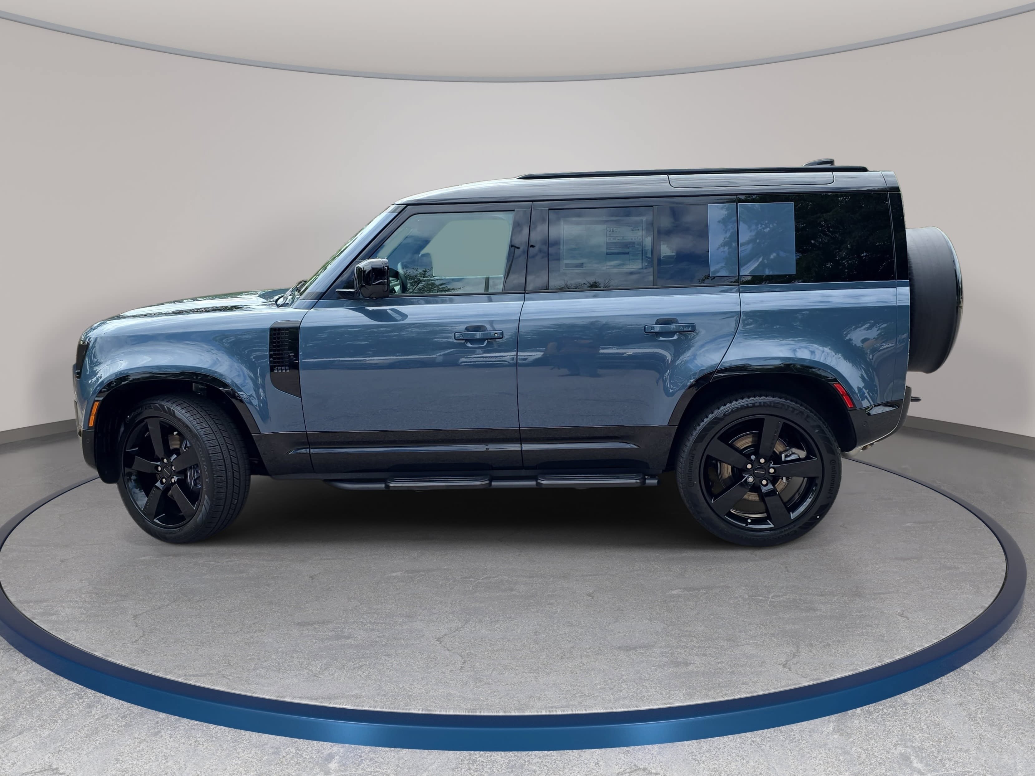 New 2026 Land Rover Defender 110 X-Dynamic SE AWD/4WD image 8