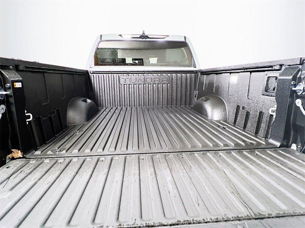 Used 2025 Toyota Tundra Limited image 23