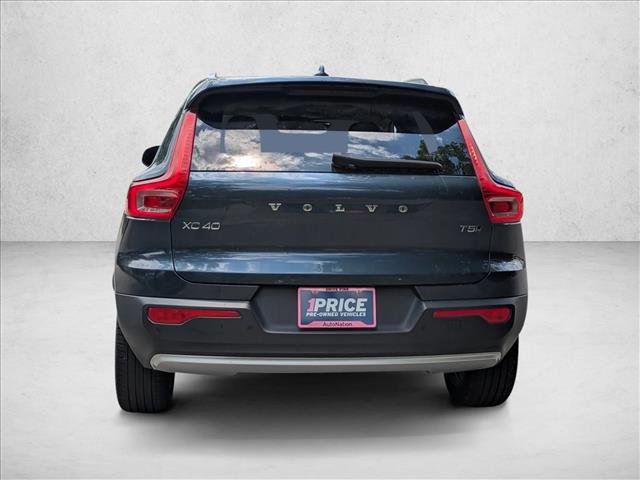 Used 2021 Volvo XC40 T5 Momentum w/ Protection Package AWD/4WD image 7