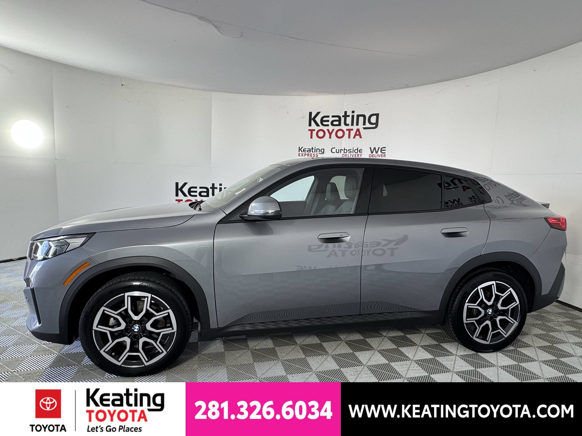 Used 2026 BMW X2 xDrive28i AWD/4WD image 8