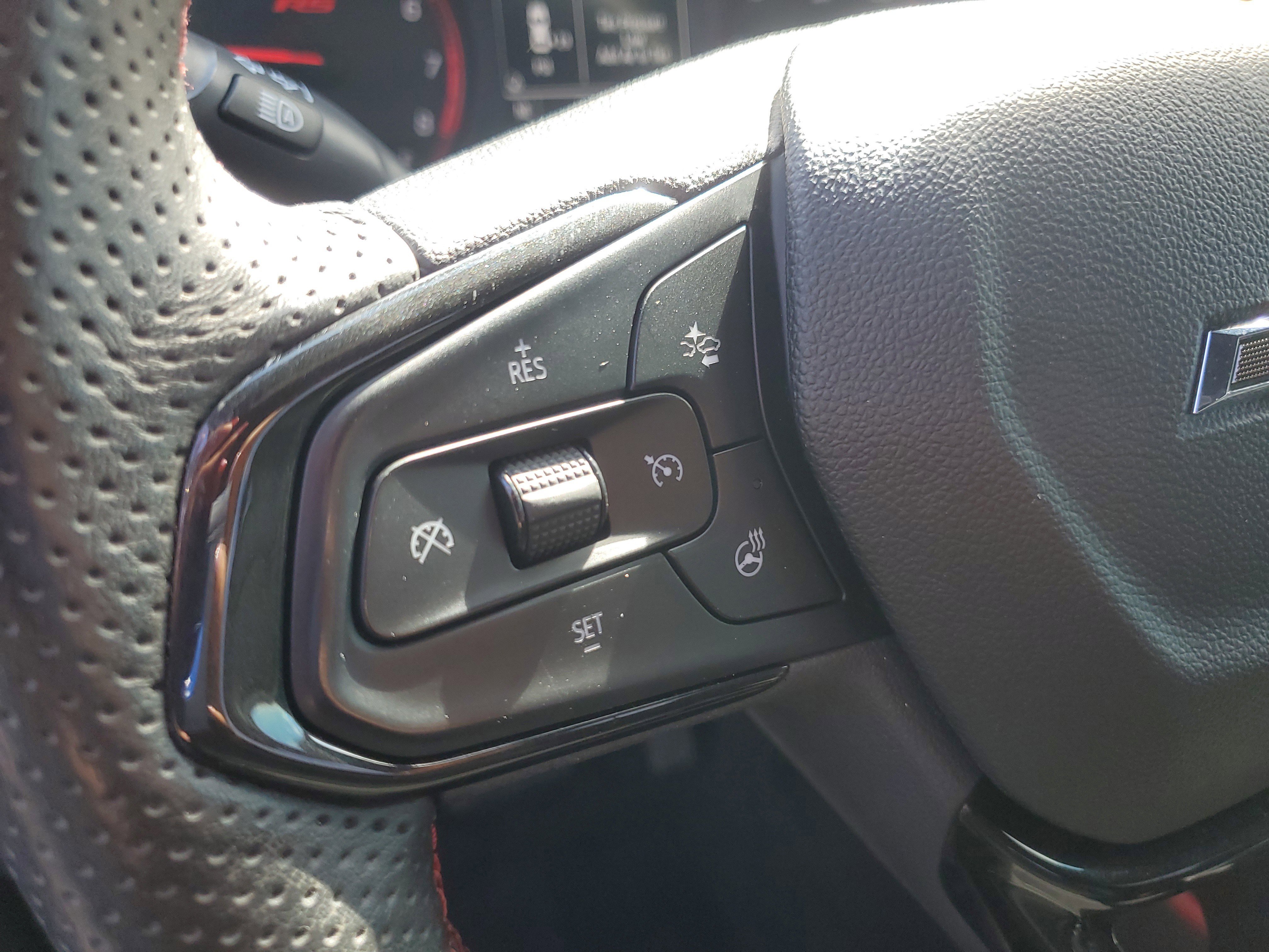 Used 2023 Chevrolet TrailBlazer RS w/ Sun and Liftgate Package FWD image 15