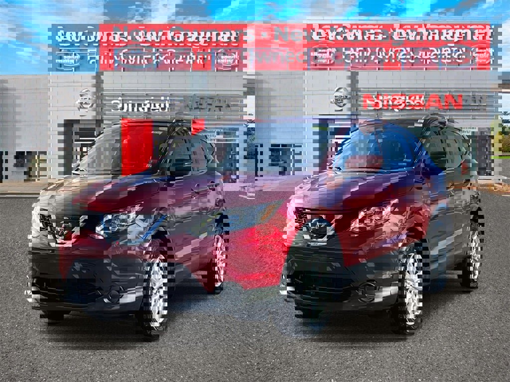 Certified 2019 Nissan Rogue Sport SV image 2