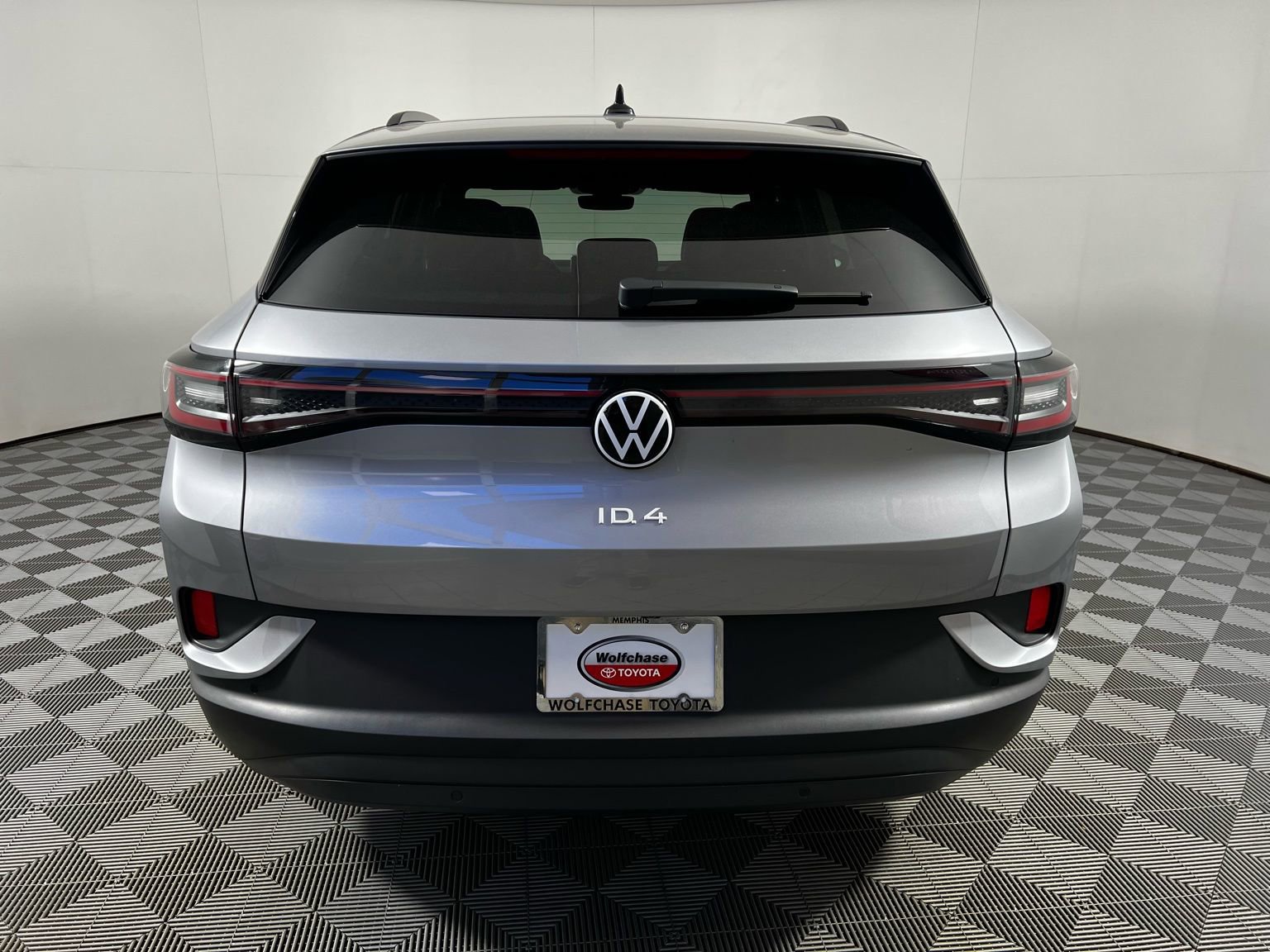 Used 2025 Volkswagen ID.4 Pro image 5