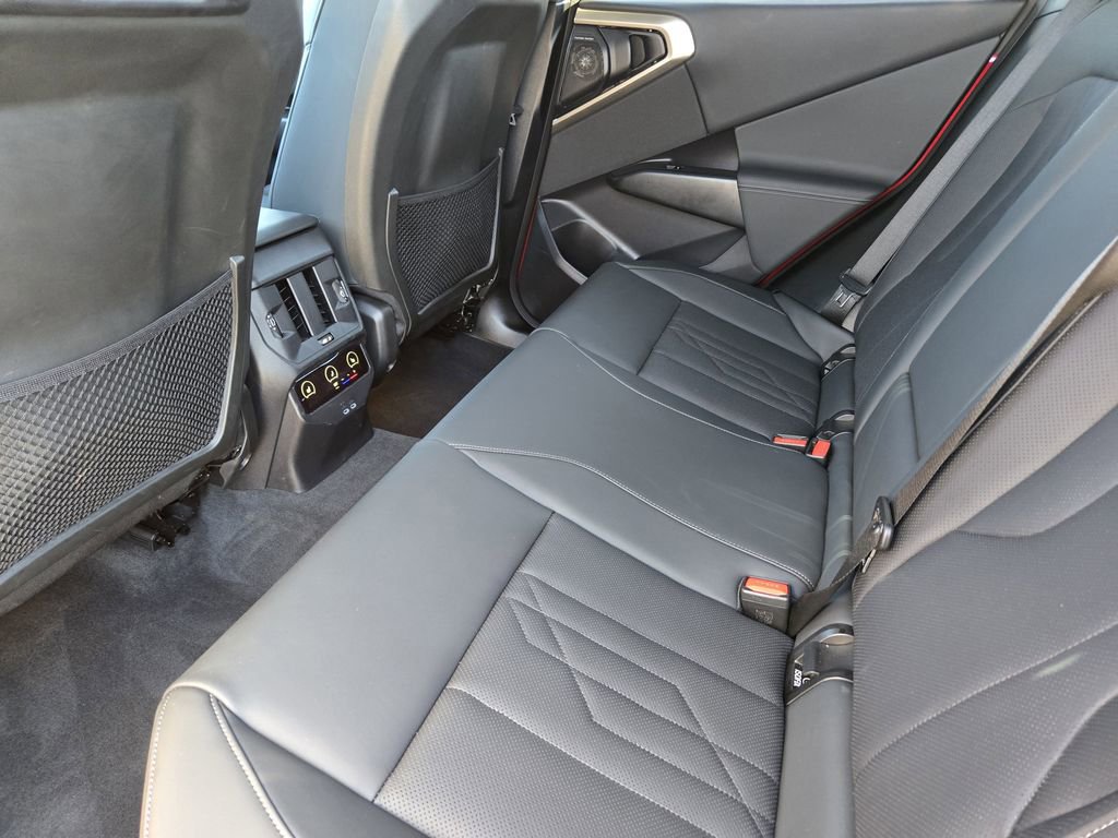 Certified 2025 BMW X3 xDrive30i w/ Premium Package image 32