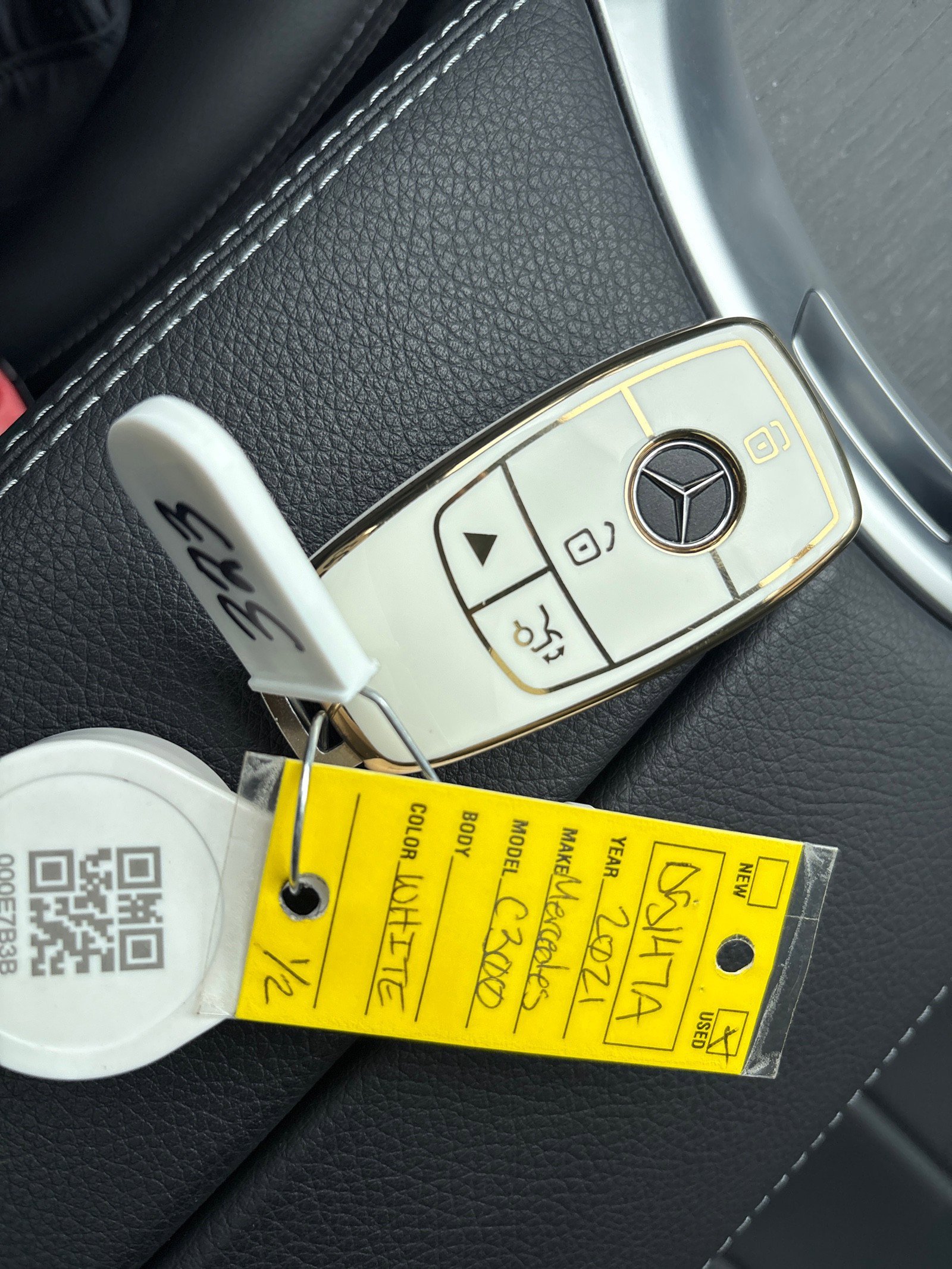 Used 2021 Mercedes-Benz C 300 C 300 image 26