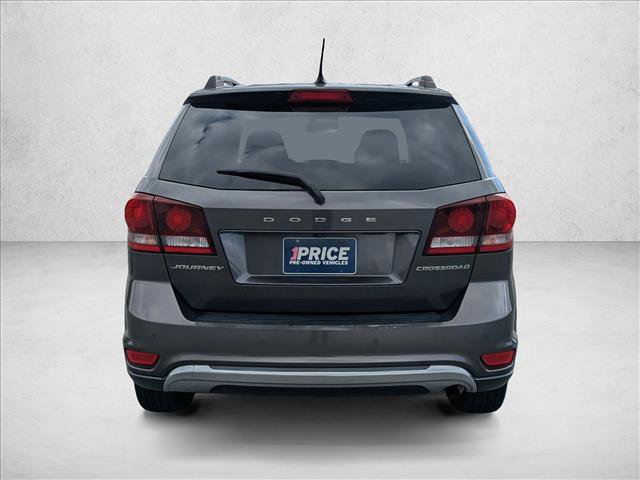 Used 2017 Dodge Journey Crossroad w/ Popular Equipment Group FWD image 6