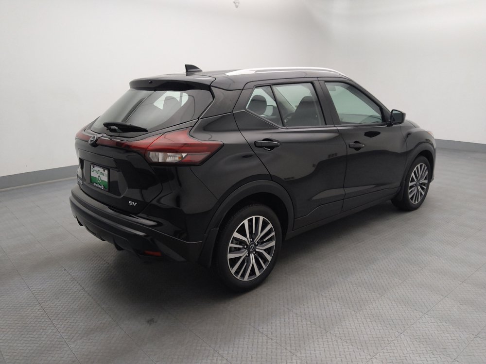 Used 2023 Nissan Kicks SV FWD image 10