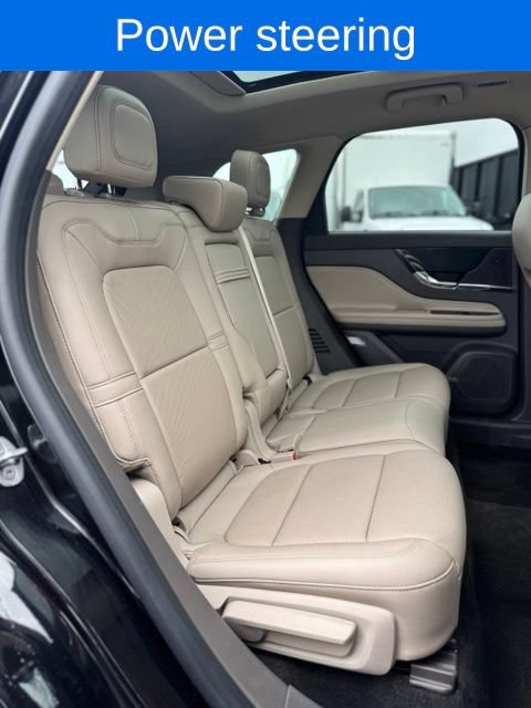 Used 2022 Lincoln Corsair AWD w/ Premium Package image 29