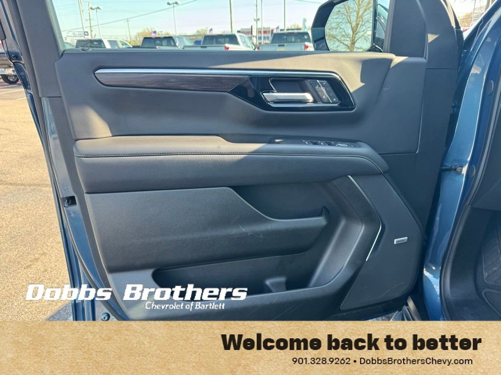 Used 2025 Chevrolet Tahoe Premier image 10