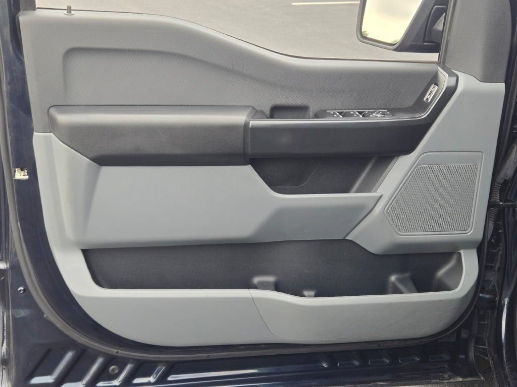 Used 2023 Ford F150 Lightning Pro AWD/4WD image 18