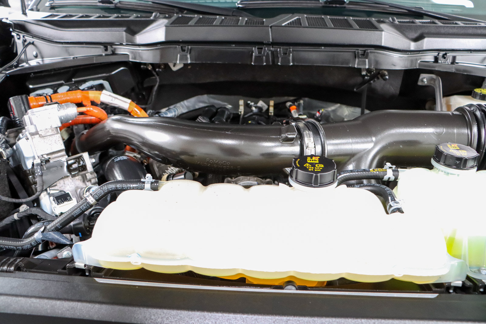 Used 2024 Ford F150 Lariat AWD/4WD image 32