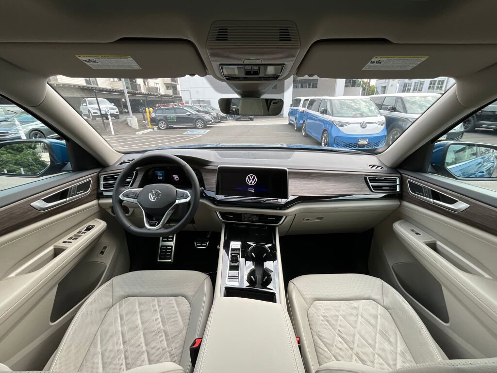 New 2026 Volkswagen Atlas SEL Premium R-Line image 19