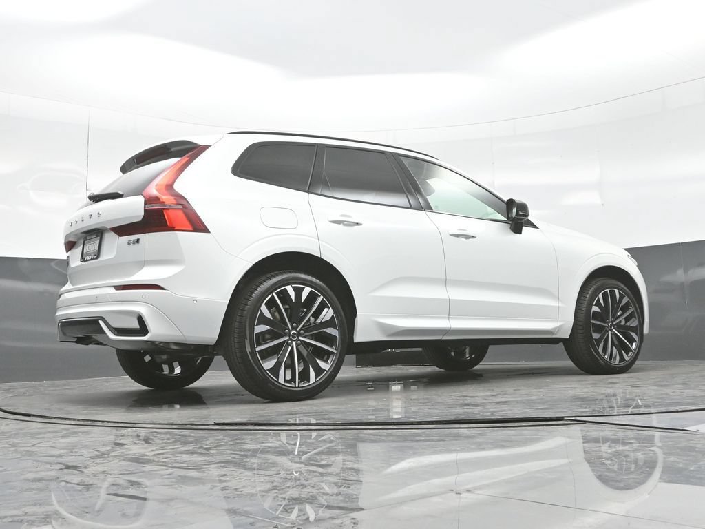 New 2026 Volvo XC60 B5 Ultra w/ Climate Package AWD/4WD image 29