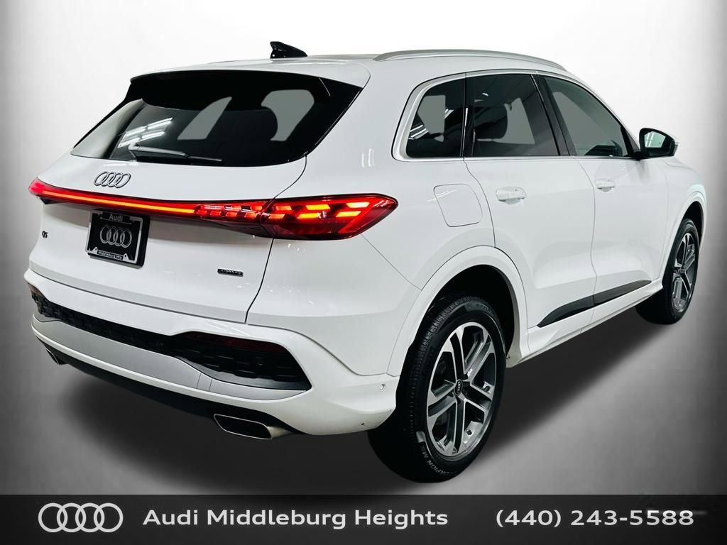 Certified 2025 Audi Q5 Premium w/ Convenience Package image 7