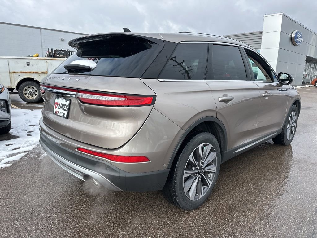 Used 2021 Lincoln Corsair Reserve image 8