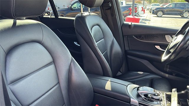 Used 2018 Mercedes-Benz GLC 300 GLC 300 image 31