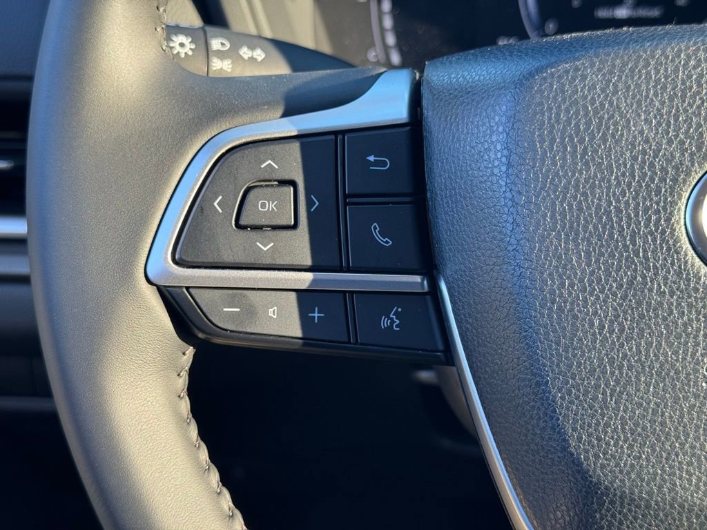 Used 2025 Toyota Grand Highlander FWD image 32
