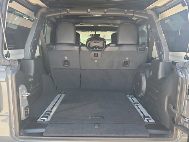 Used 2021 Jeep Wrangler Unlimited Rubicon w/ Xtreme Recon 35" Tire Package image 8