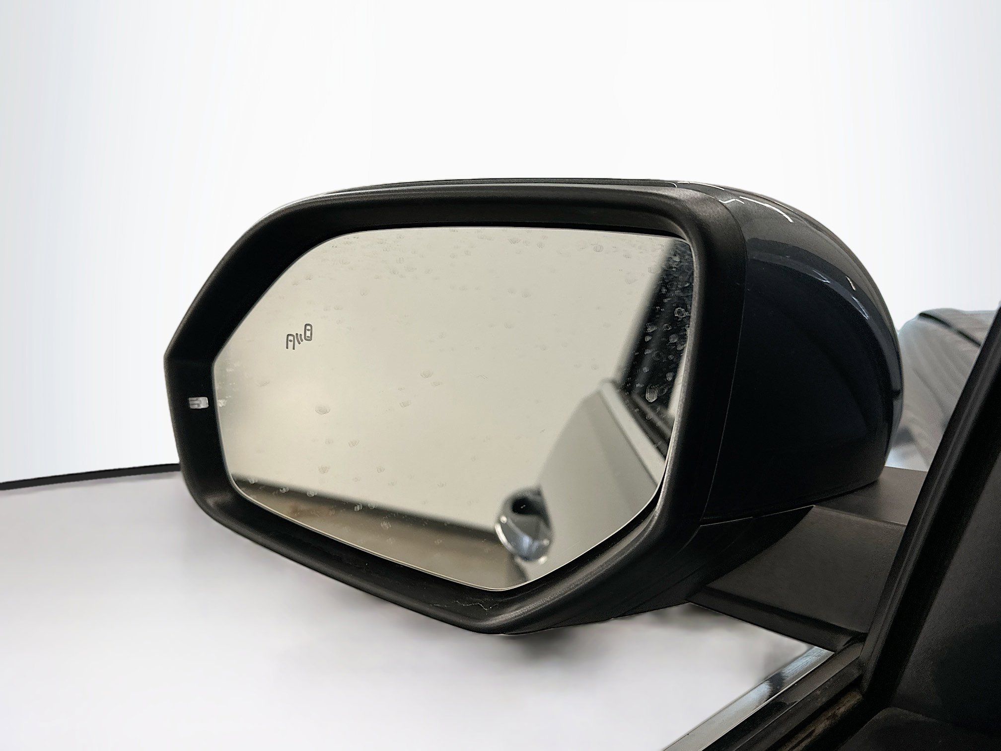 Used 2024 Volkswagen Atlas SE image 16