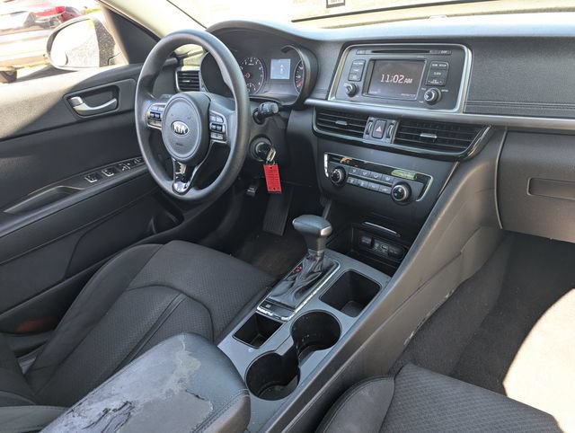 Used 2017 Kia Optima LX FWD image 31