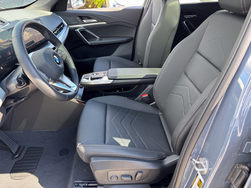 New 2026 BMW X1 xDrive28i w/ Technology Package AWD/4WD image 13