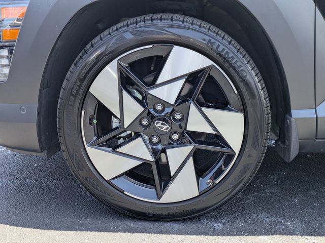 Used 2024 Hyundai Kona Limited FWD image 14