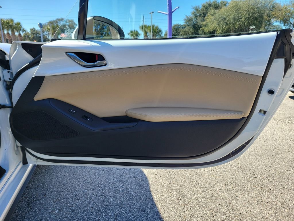 New 2025 MAZDA MX-5 Miata Grand Touring image 17