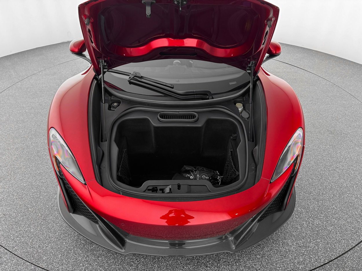 Used 2015 McLaren 650S Spider image 38