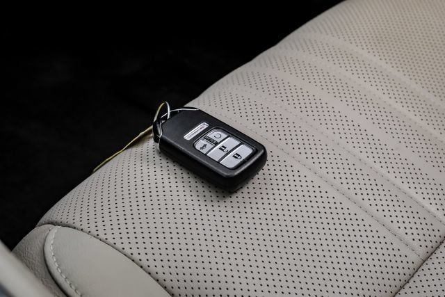 Used 2018 Honda Accord Touring image 77