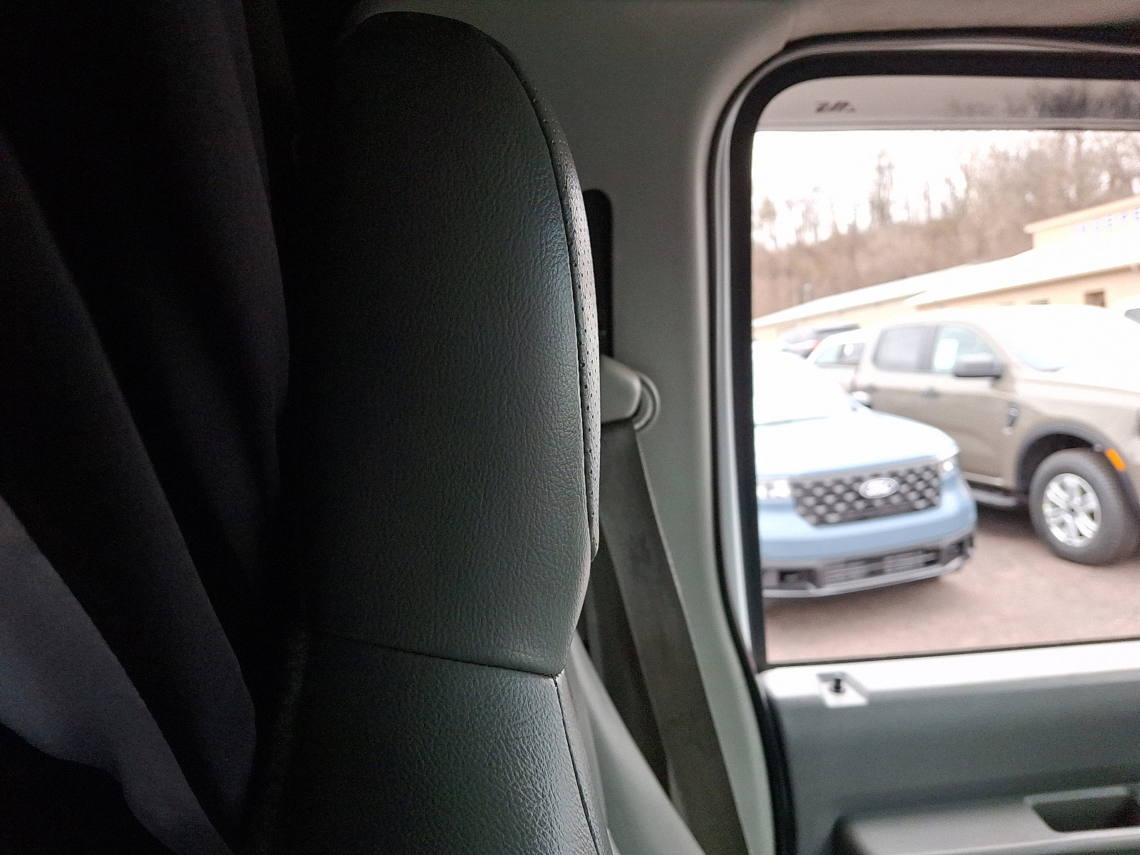 Used 2012 Ford E-250 and Econoline 250 w/ Commercial Cargo Van Pkg image 13