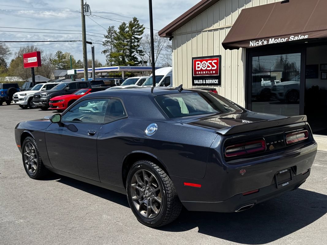 Used 2018 Dodge Challenger GT AWD/4WD image 4
