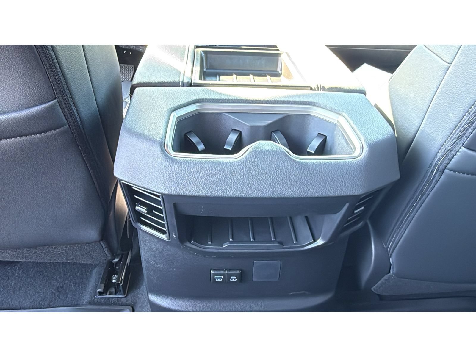 New 2026 Toyota Tundra Limited AWD/4WD image 34