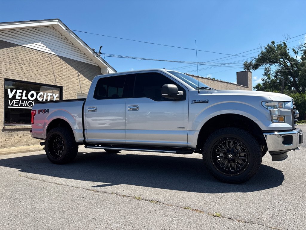 Used 2016 Ford F150 XLT w/ Equipment Group 302A Luxury AWD/4WD image 9