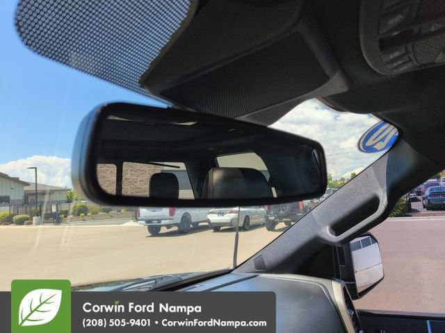 Used 2020 Ford F150 Lariat w/ Equipment Group 502A Luxury AWD/4WD image 20