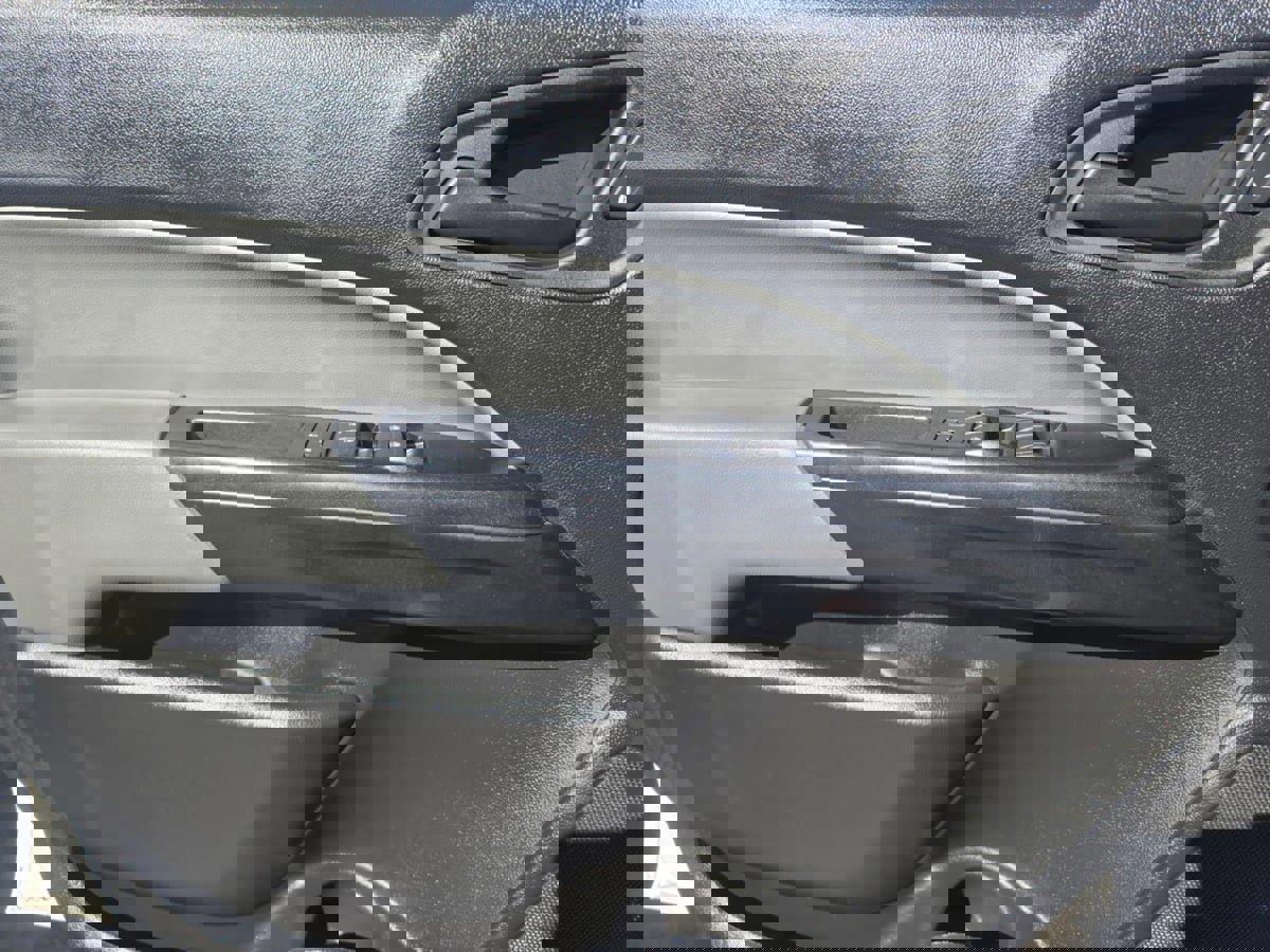 Used 2022 Chevrolet Colorado W/T w/ WT Convenience Package image 19