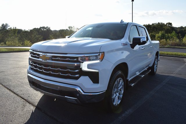 Used 2023 Chevrolet Silverado 1500 LTZ w/ LTZ Premium Package image 2