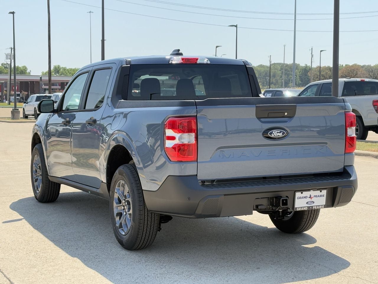 New 2026 Ford Maverick XLT w/ XLT Luxury Package FWD image 5