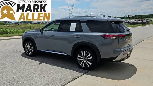 Used 2022 Nissan Pathfinder Platinum w/ Cargo Package AWD/4WD image 6