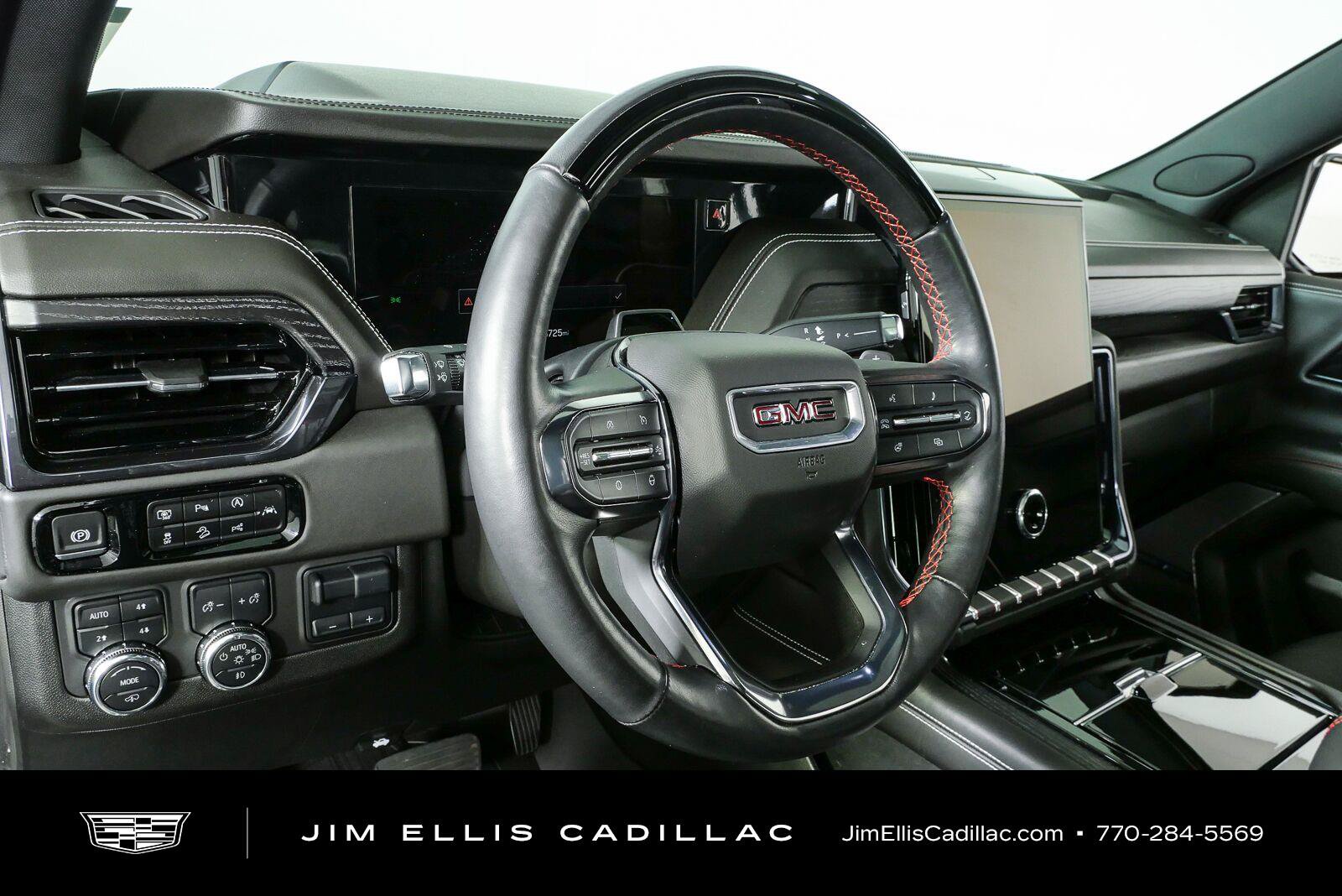 Used 2025 GMC Yukon AT4 Ultimate w/ LPO, Floor Liner Package AWD/4WD image 4