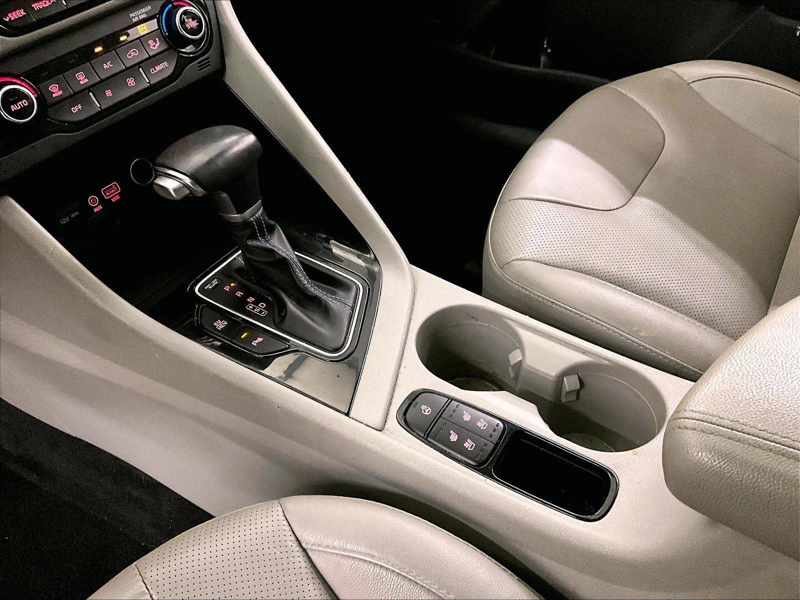 Used 2019 Kia Niro EX Premium w/ Sunroof Package FWD image 16