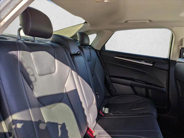 Used 2017 Ford Fusion Titanium image 28