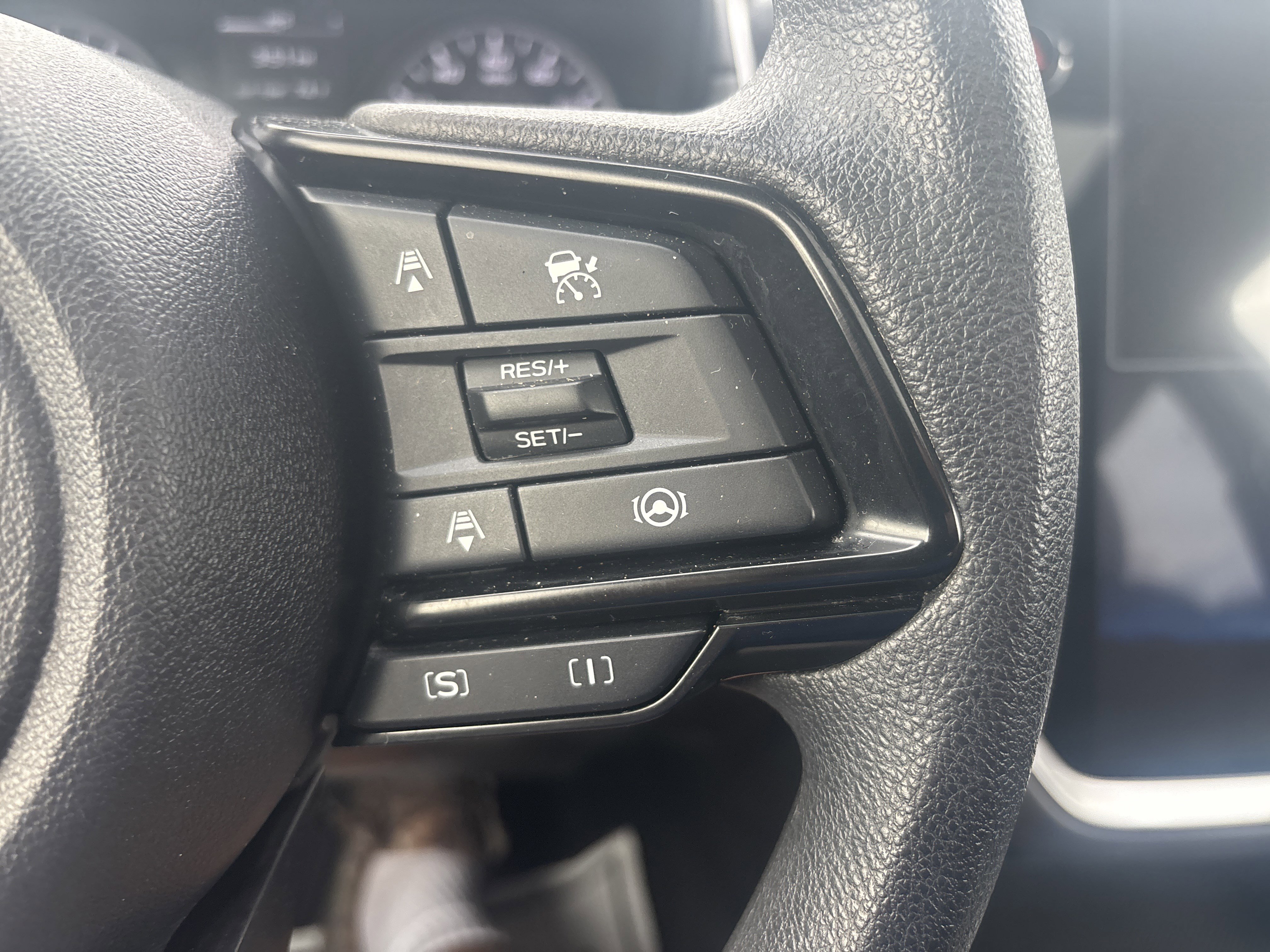 Used 2024 Subaru Crosstrek 2.0i Premium image 19