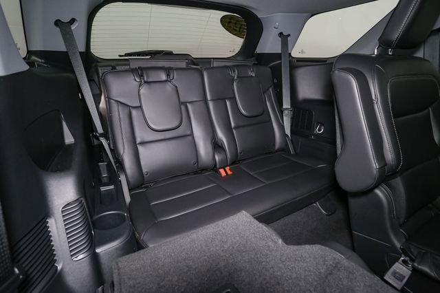 Used 2023 Ford Explorer XLT w/ Equipment Group 202A image 20